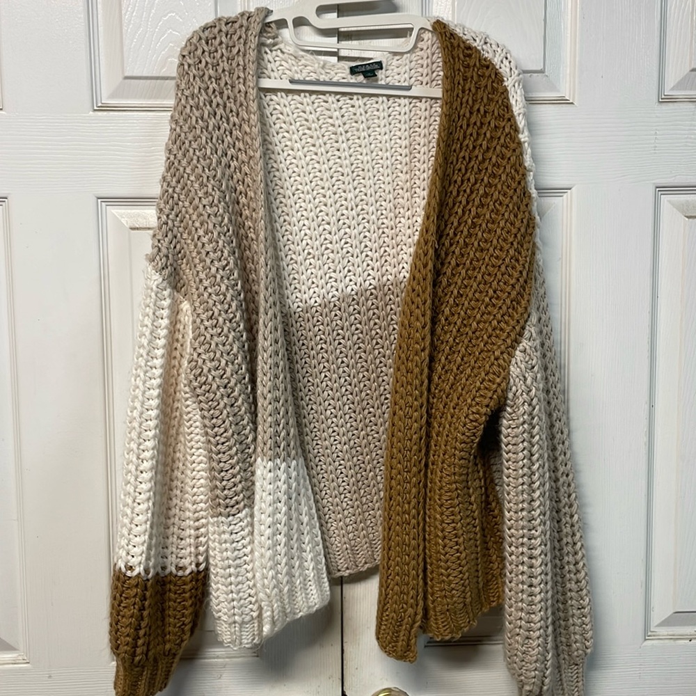 Knitted cardigan
